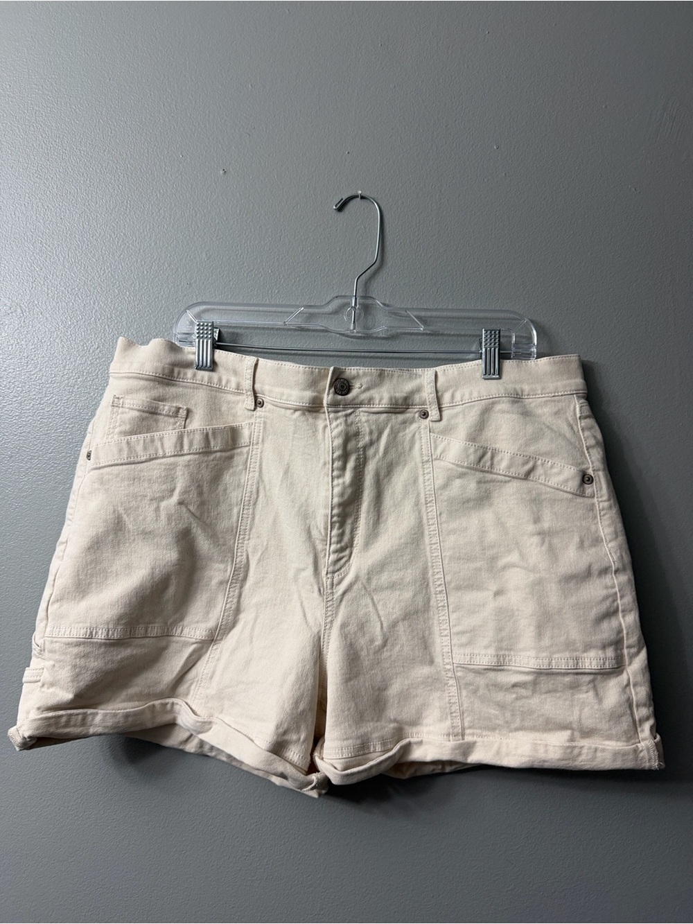 Loft Jean cream shorts 16
